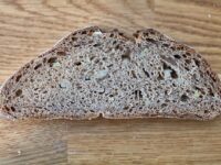 ライ麦パンは「酸」で骨組みを作る——The Rye Bakerが教える小麦とは別物の製法