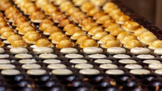 マダガスカルのモフォガシ（Mofo gasy）— たこ焼き器で焼ける、米粉発酵のまんまる朝ごはんパン